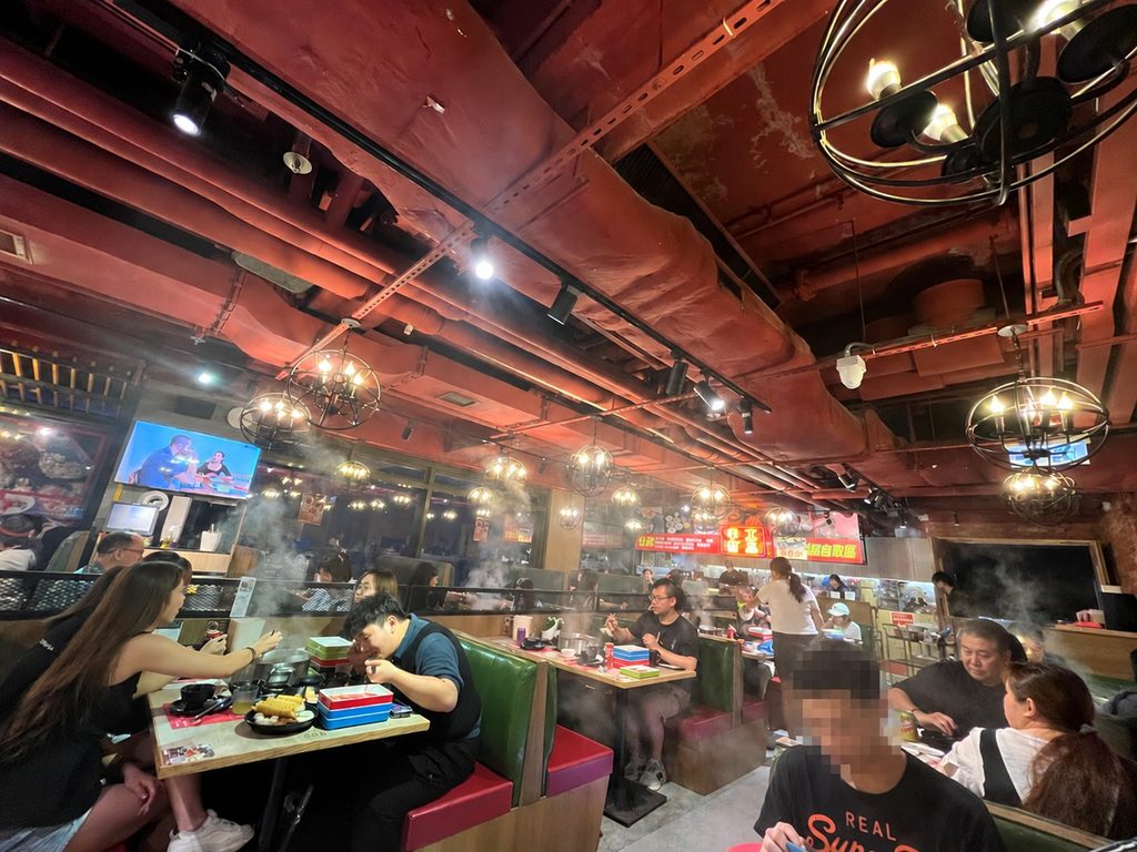 香港の台湾火鍋店の店内